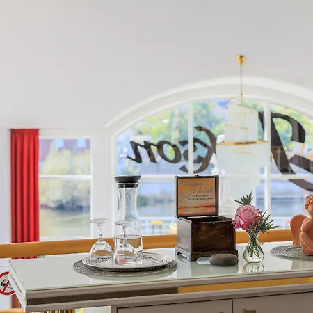 ホテル Cascada By Hackmann 4*